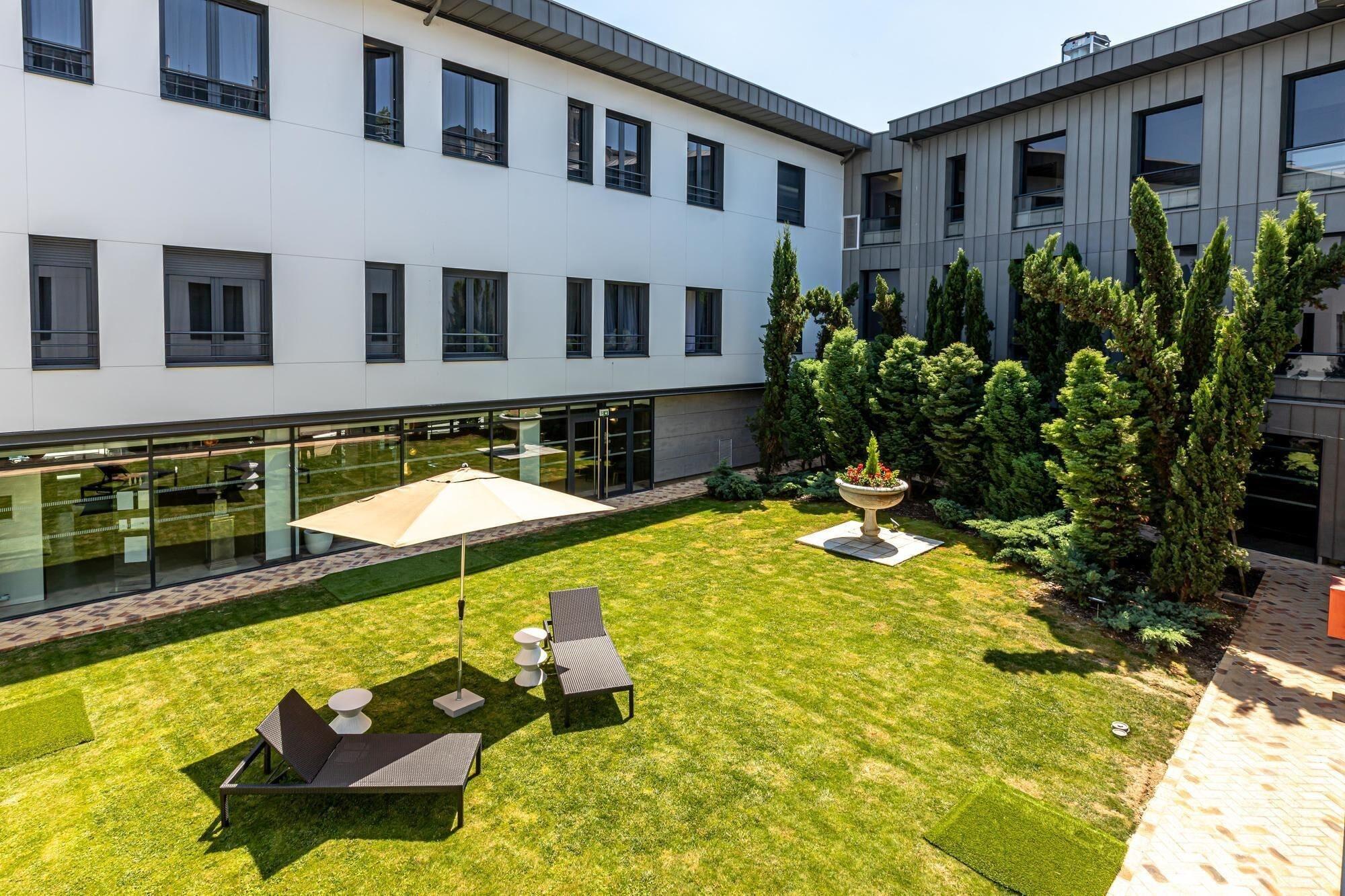 Les Jardins De St Cloud Aparthotel Saint-Cloud Kültér fotó